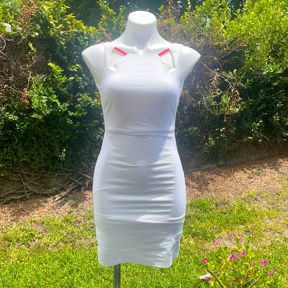 Zara trafaluc white dress